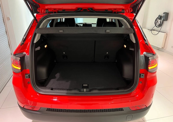Jeep Compass cena 139825 przebieg: 5, rok produkcji 2023 z Wrocław małe 172